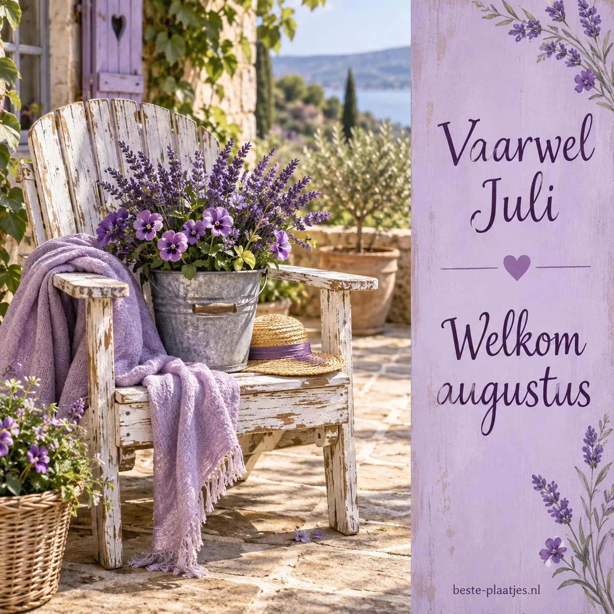 Een oude tuinstoel met paarse bloemen staat op een zonnig terras.